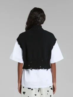 Knitwear><noscript><img width=