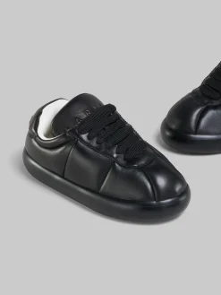 Sneakers><noscript><img width=