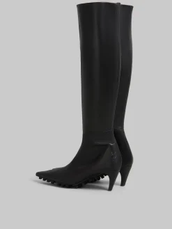 Boots><noscript><img width=