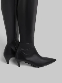 Boots><noscript><img width=