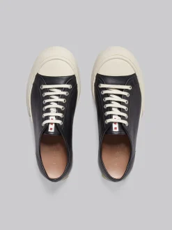 Sneakers | Pablo><noscript><img width=