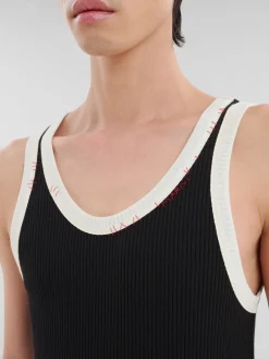 Tops & T-Shirts><noscript><img width=