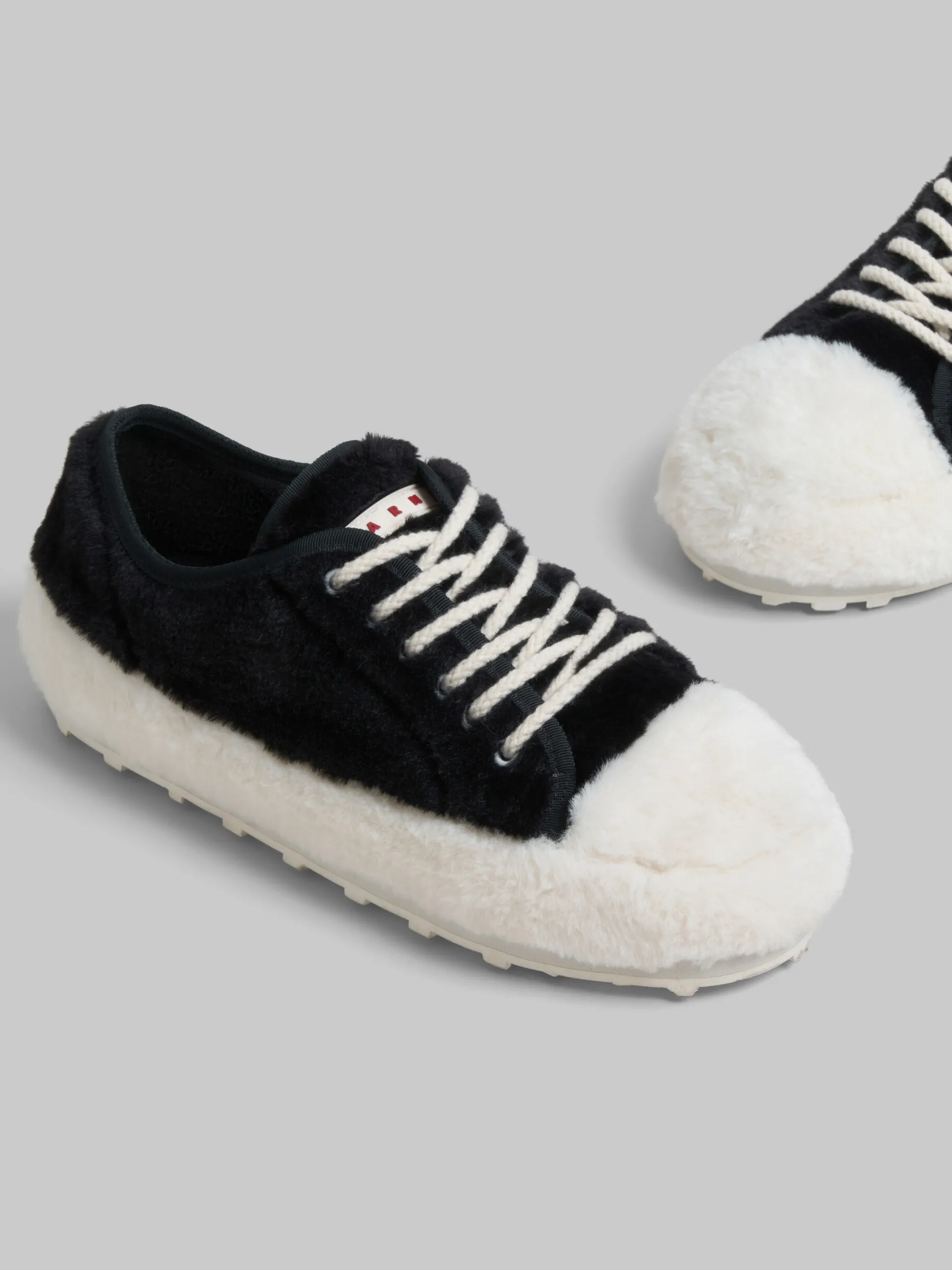 Sneakers>Marni Black Teddy Tennis Sneaker LILY WHITE/BLACK