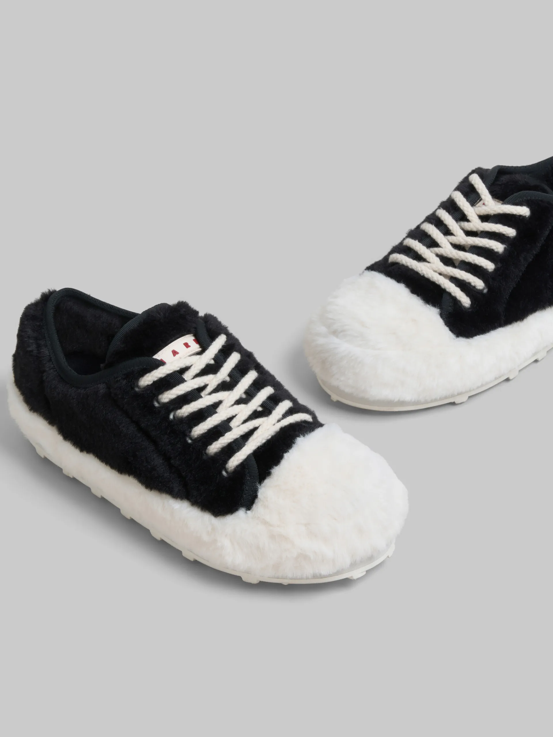 Sneakers>Marni Black Teddy Tennis Sneaker LILY WHITE/BLACK