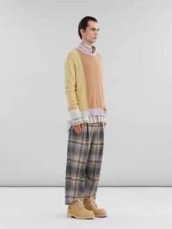 Knitwear><noscript><img width=