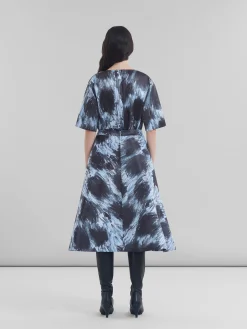 Skirts><noscript><img width=