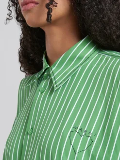 Tops & T-Shirts><noscript><img width=