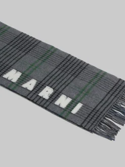 Scarves><noscript><img width=
