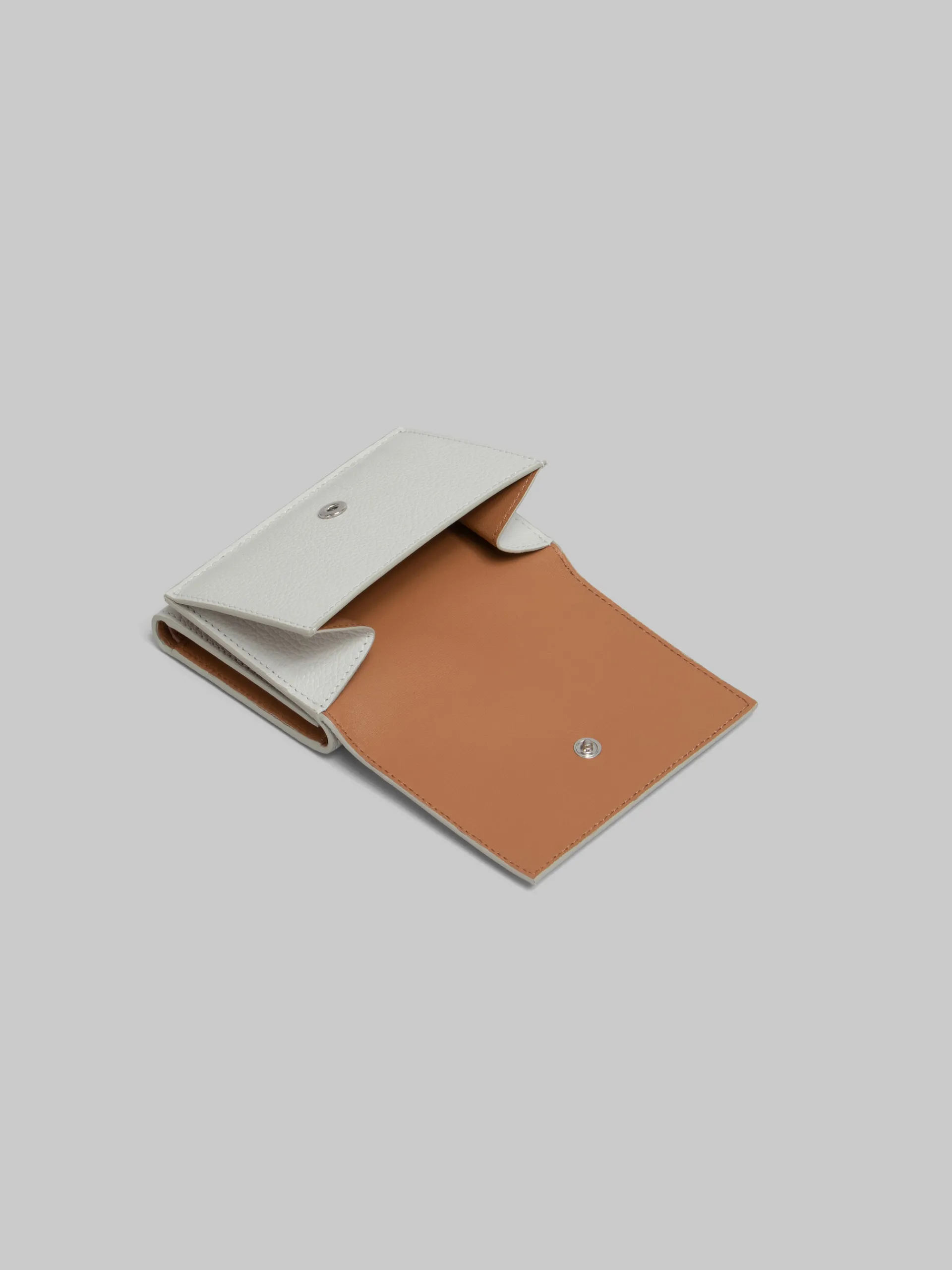 Wallets & Small Leather Goods>Marni Grey Leather Trifold Wallet With Mending LIGHTGREY