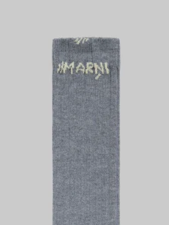 Socks><noscript><img width=