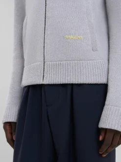 Knitwear><noscript><img width=