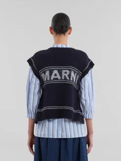 Knitwear><noscript><img width=