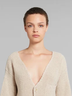 Knitwear><noscript><img width=