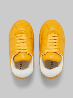 Sneakers><noscript><img width=