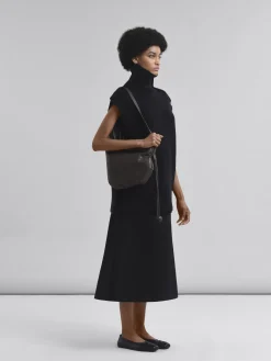 Knitwear><noscript><img width=