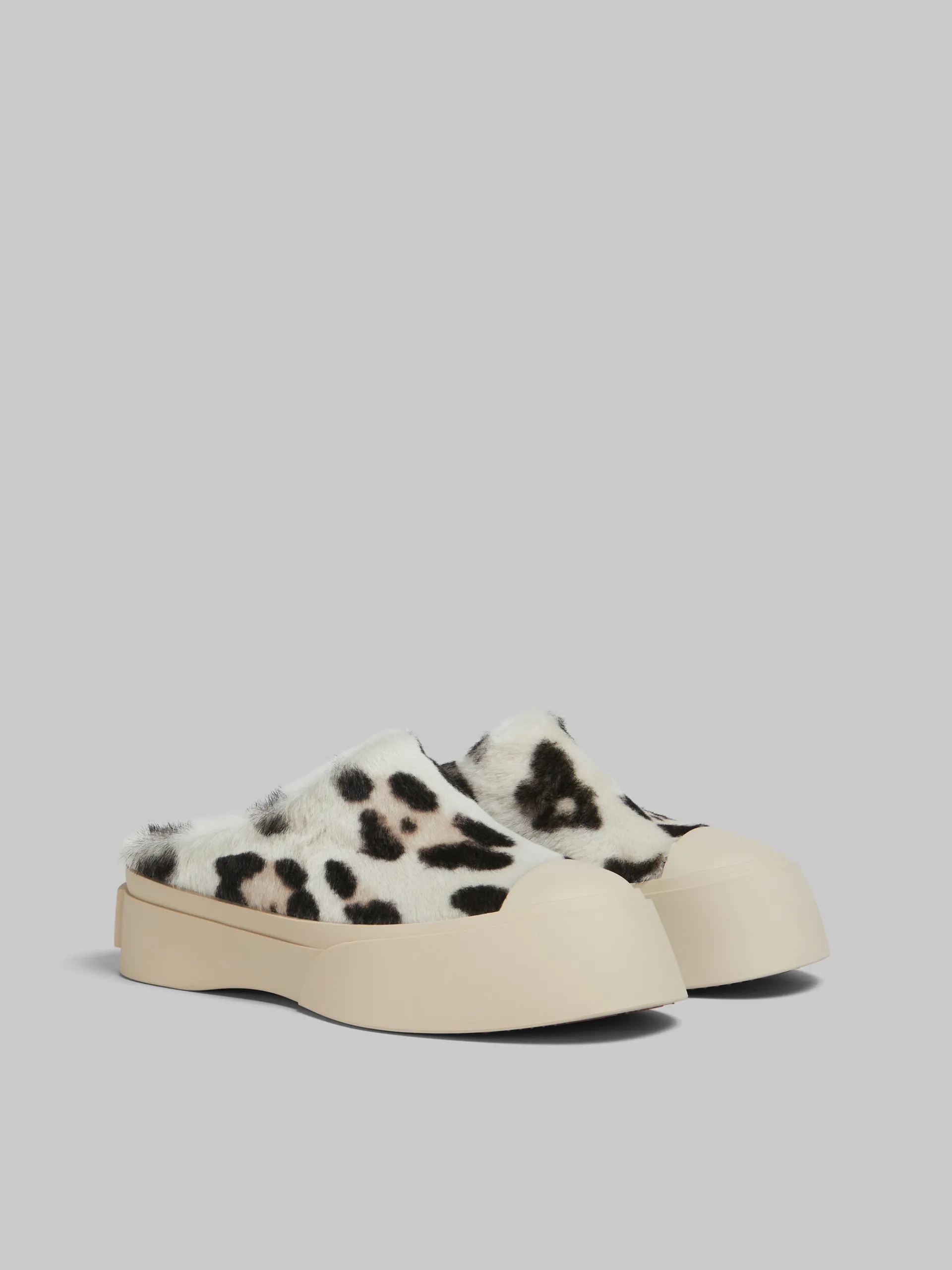 Sneakers | Pablo>Marni White Animalier Print Shearling Pablo Sabot WHITE/GREY