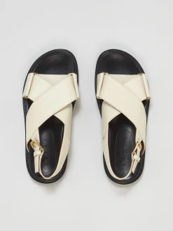 Slides & Sandals | Fussbett><noscript><img width=