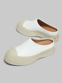 Sneakers | Pablo><noscript><img width=