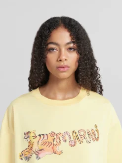 Tops & T-Shirts><noscript><img width=